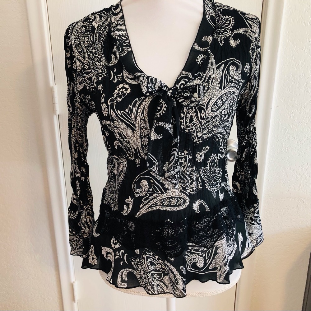 EUC Robbie Bee paisley blouse